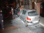 Beyoğlu'nda 4 Otomobil Kundaklandı