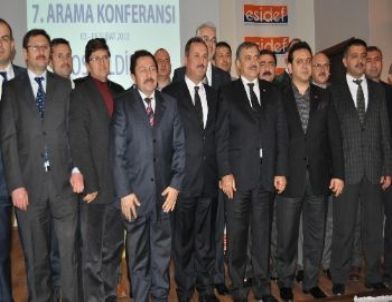 Esidef Uyardı: 2012 Temkinli ve Emin Adımlarla Geçilmeli