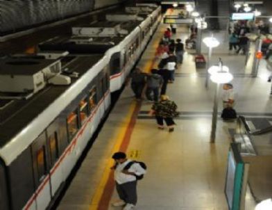 İzmir Metro’da Yolcu Memnuniyeti Yüzde 85