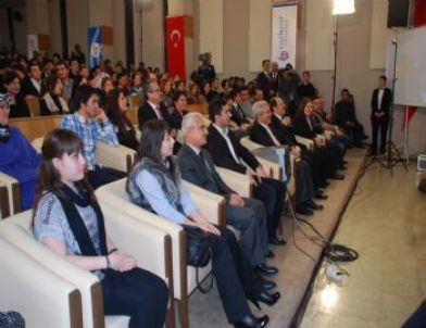 Bakan Şahin, 'Abbas Güçlü İle Genç Bakış' Programına Konuk Oldu