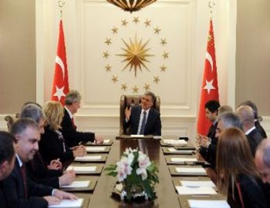 Cumhurbaşkanı Gül: Egeli Sanayiciye Güveniyorum