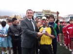 ÇAMKÖY - Yıldız Futbolda Birinci Çamköy İlköğretim Oldu