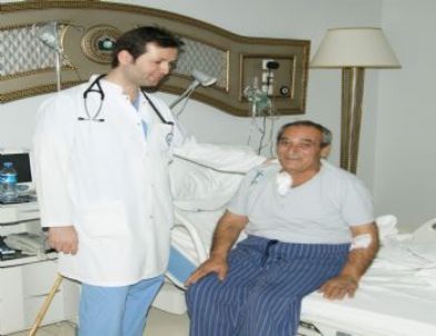 Diyarbakır'da Yapay Damarla Ameliyat