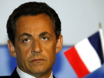 Sarkozy Türkiye'ye çağrıda bulundu