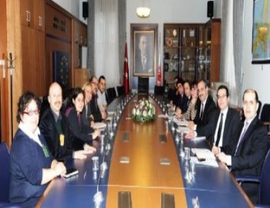 Tekelioğlu: Farklılıkları Bir Arada ve Barış İçinde Yaşatmış Bir Milletiz