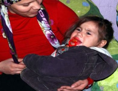 2,5 Yaşındaki Medine'nin Dramı Yürek Burkuyor