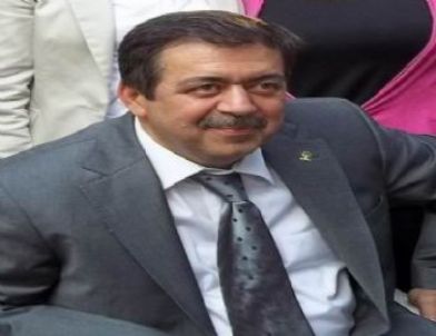 CHP’liler dünyadan bihaber