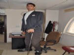 GUINNESS REKORLAR KITABı - Dünyanın En Uzun Adamına Belediyeden Büyük İlgi