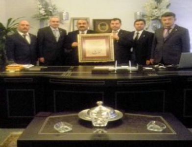 Eğitim-Bir Sen Şubesi'nden Bakan Yardımcısı Etyemez'e Ziyaret