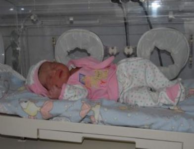 'Yağmur' Bebek, Doğum Gününü 4 Yılda Bir Kutlayacak