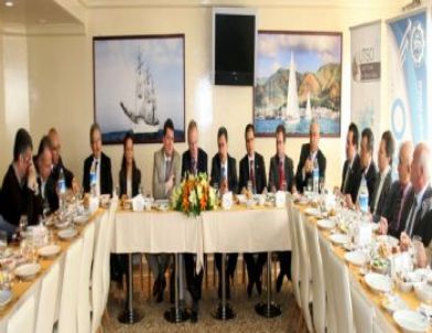 Alman Büyükelçi Eberhard Pohl Utso Üyeleriyle Bir Araya Geldi