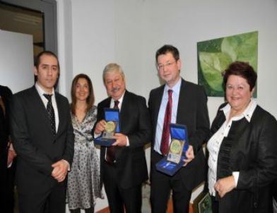 Antalya Gönüllüleri Derneği Almanya'da Sergi Açtı…