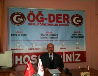 “eğitim Sistemi Yapboz Tahtasına Döndü”