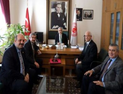 Gaziantep Kent Konseyi  Milletvekili Mehmet Erdoğan'ı Ziyaret Etti