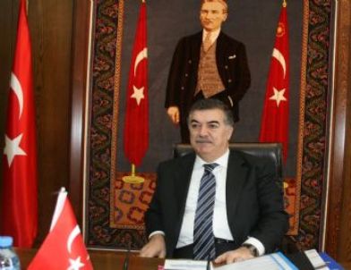 Vali Al; “Bugünümüzü İstiklal Marşı’nı Yazdıran Atalarımıza Borçluyuz”