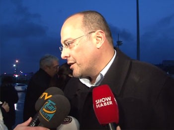 Ahmet Şık'ın Ağabeyi: 'Tahliye Kararı Sürpriz Oldu'