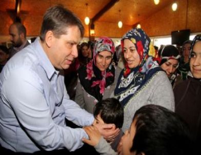 Başkan Tartan, Vanlı Gençleri Unutmadı