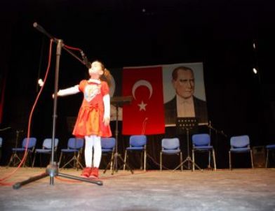 Diyarbakır'da İstiklal Marşı'nın Kabulünün 91. Yılı Kutlandı