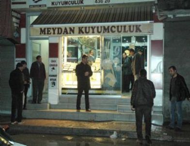 Adana'da Kuyumcu Soygunu Girişimi