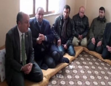 Ak Parti'li İşık Uludere'deki Ailelerle Görüştü