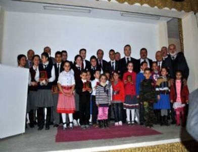 Eğitim-Bir-Sen İstiklal Marşı Okuma Yarışması Düzenledi