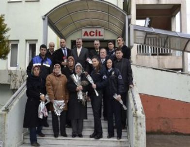 AK Parti’den Gündoğdu’na Kutlama Ziyareti