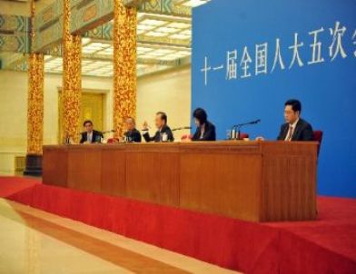 Çin: Yuan Kurunda Dengeye Yaklaşıldı