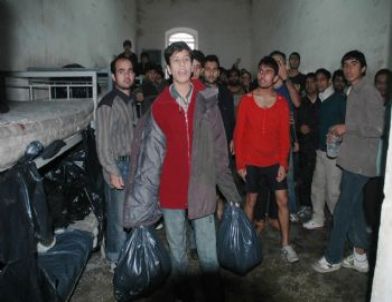 Edirne'de 37 Mülteci Yakalandı