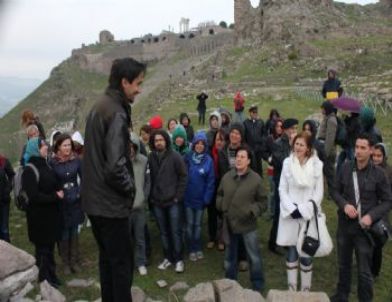 Felsefeciler Bergama’yı Gezdi