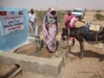DARFUR - Türk Hayırseverlerin, Sudan’da Açtırdığı İki Kuyudan Binlerce Kişi Yararlanıyor