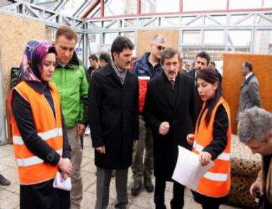 Vatandaşlara Depremden Korunma Yolları Anlatılıyor