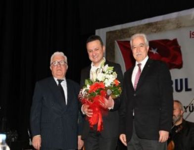 Ertuğrul Erkişi Sesiyle Adanalıları Mest Etti