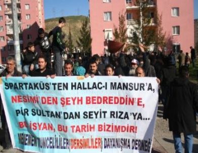 Kapılarına Mektup Bırakılan Alevi Vatandaşlar Eylem Yaptı