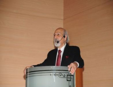 Ömer Hayyam Konulu Konferans Düzenlendi