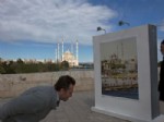 HAKKı DEVELI - 'Türkiye’de Zaman' Sergisi 1600 Yıllık Köprüde Sergileniyor