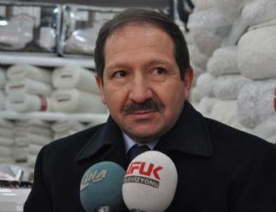 Milletvekili Öz, Fuzuli Caddesi Esnafını Ziyaret Etti