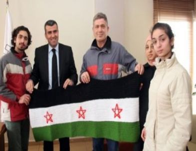 Suriyeli Aileden Başkan Alkan’a Teşekkür Ziyareti