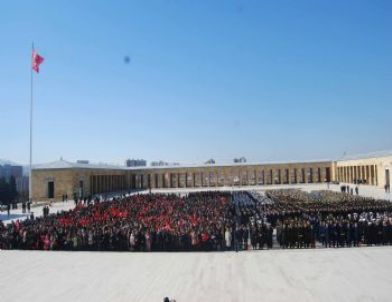 18 Mart Şehitler Günü ve Çanakkale Deniz Zaferinin 97. Yıldönümü'nde Anıtkabir'de Tören Düzenlendi