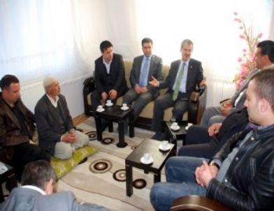 Ak Parti Teşkilatından Şehit Ailesine Ziyaret