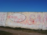 SOSYALIZM - Akçakoca’da Duvarlara Yazılan Siyasi Yazılar Boyandı