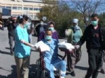 ÖMER ÖZKAN - Atilla Kavdır 60 Gün Sonra Hastane Bahçesinde