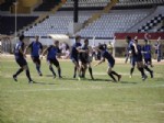 Kuşadası'nda Gençler Ragbi Dostluk Turnuvası