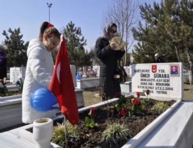 Şehitler Hüzünle Anıldı