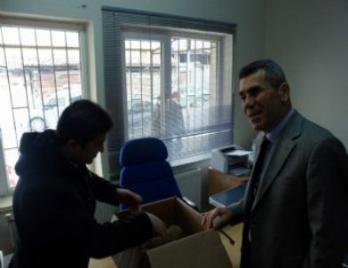 Yaralı Yavru Köpeğe, Kaymakamın Eşi Sahip Çıktı