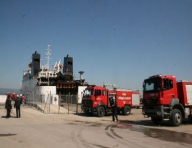 Mudanya'daki Gemi Yangını Korkuttu