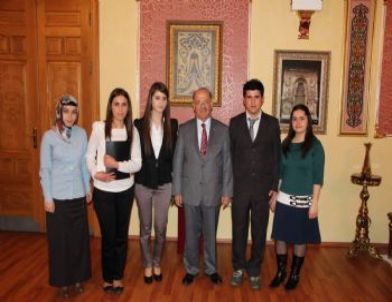 Van’da Cumhuriyet Kütüphanesi Projesi’