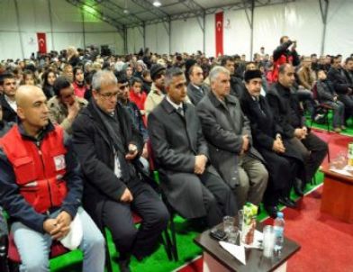 Erciş'te 'Güzel Bir Gelecek Sizinle Gelecek' İsimli Eğlence Gecesi