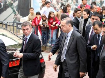 Erdoğan Cuma Namazını Nalçacı Halil Camisi'nde Kıldı