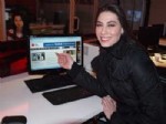 ŞENAY AKAY - Şenay Akay Beyaz Gazete'yi Ziyaret Etti