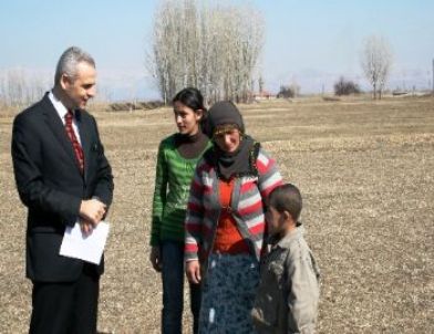 Aralık Kaymakamlığı, 16 Yoksul Aileyi Ev Sahibi Yapacak